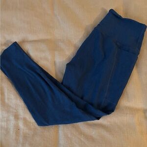 Beyond Yoga Navy 7/8 Leggings